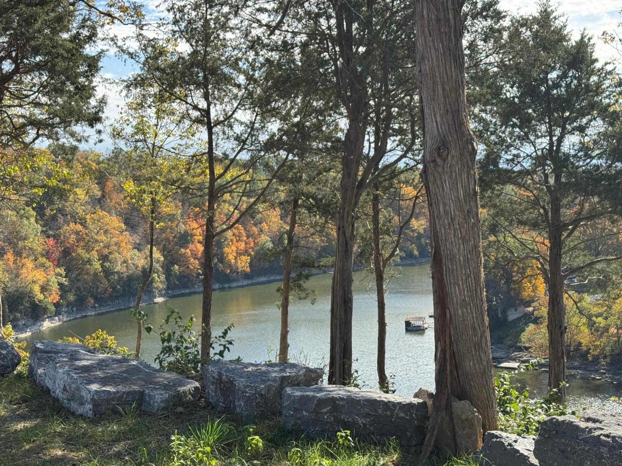 ホテル Lockridge Park ダンビル エクステリア 写真