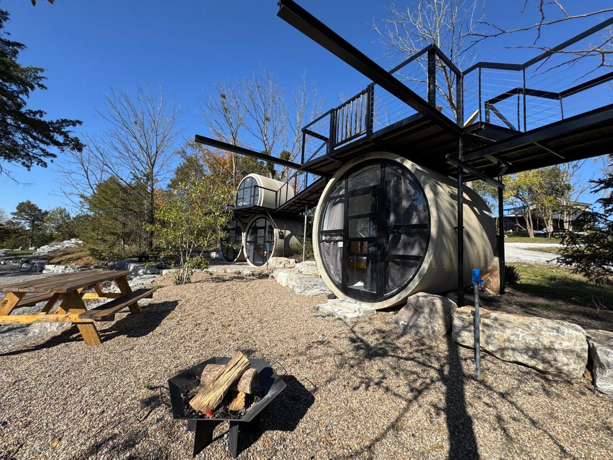 ホテル Lockridge Park ダンビル エクステリア 写真