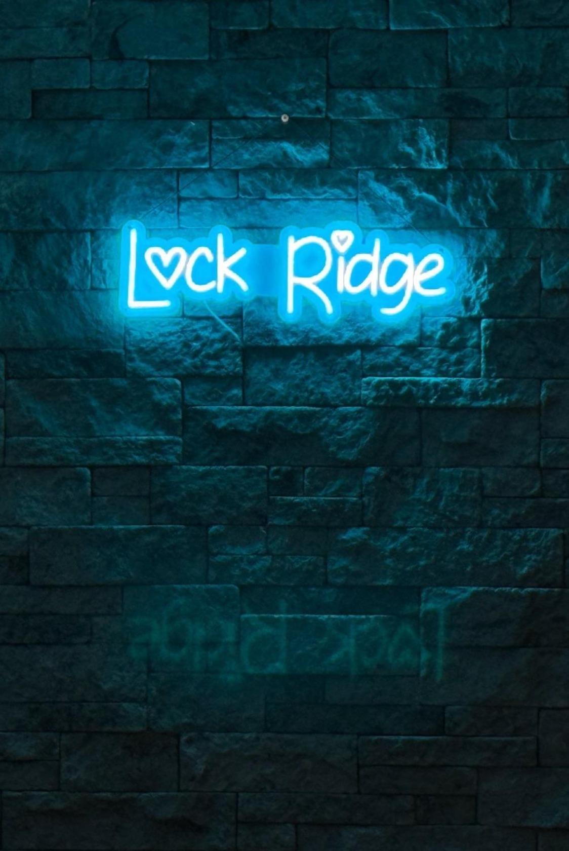 ホテル Lockridge Park ダンビル エクステリア 写真